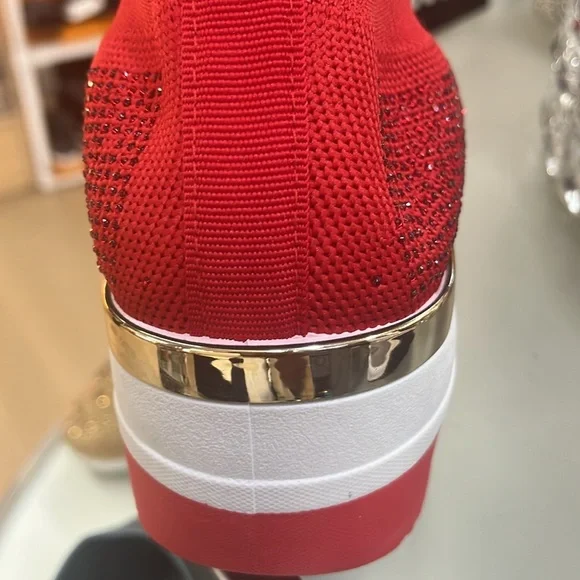 Diva spring bling gold trim Tennis - Picture 3 of 3